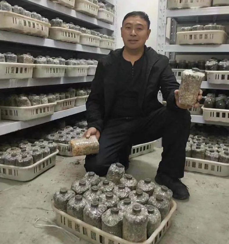 &#20247;&#24425;&#23448;&#32593;&#45;&#40;&#20013;&#22269;&#41;&#32929;&#20221;&#26377;&#38480;&#20844;&#21496;
